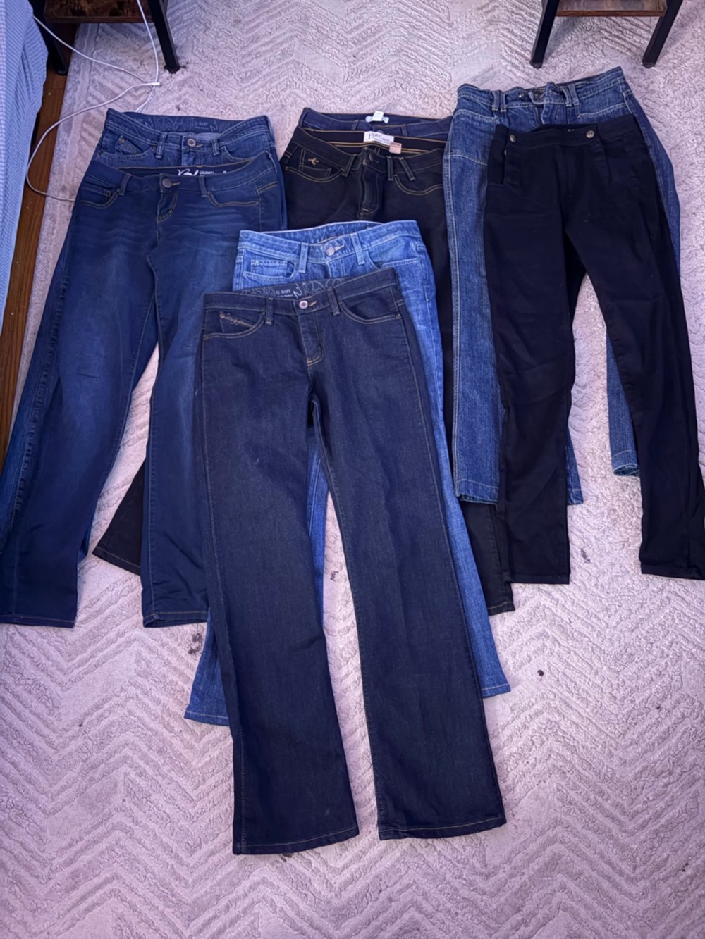 Women’s Jeans Lot Bundle (8 Pairs) Size 4–7 | William Rast, Q-Baby - And More
